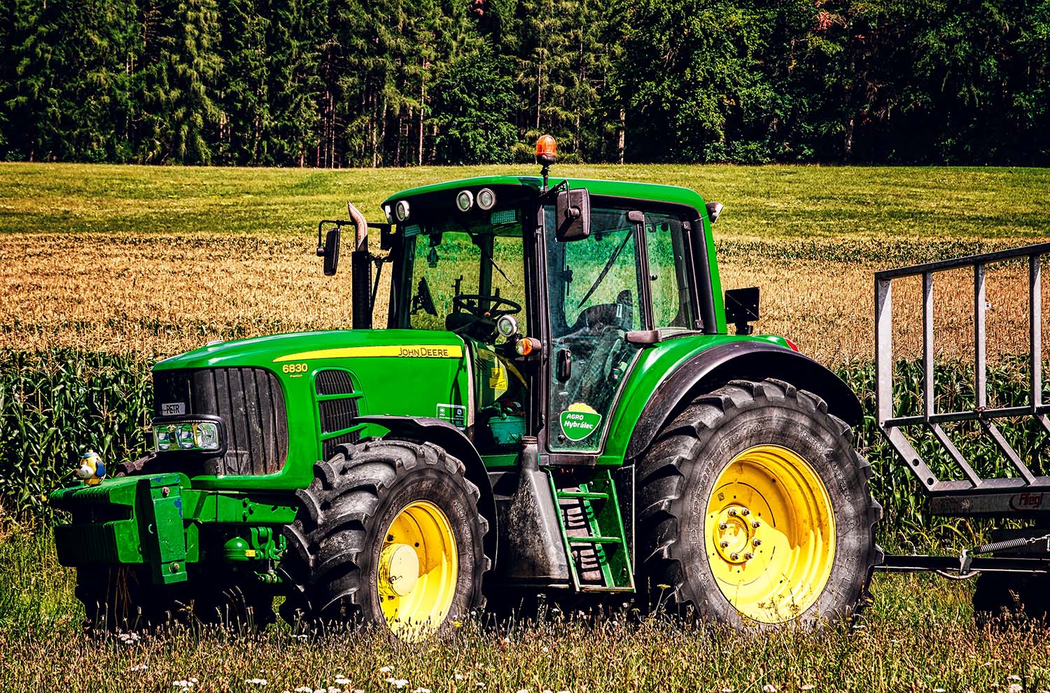 Fotka traktoru John Deere 6830 Premium na Vysočině od Jan Stojan Photography ©