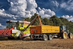 Traktor, kombajn, žně jan stojan ©, pentax