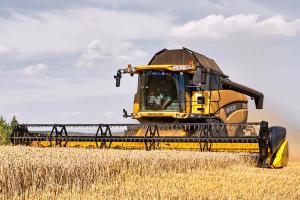 New Holland kombajn Jan Stojan © Pentax