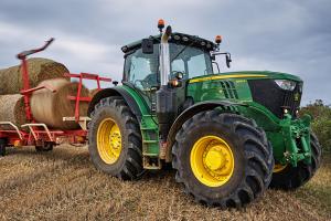 Traktor Jan Stojan © pentax