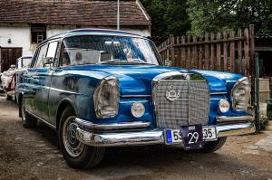 Mercedes 220 Svatý Jan pod Skálou veterán jan stojan © pentax