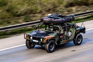 hummer Jan Stojan © Pentax